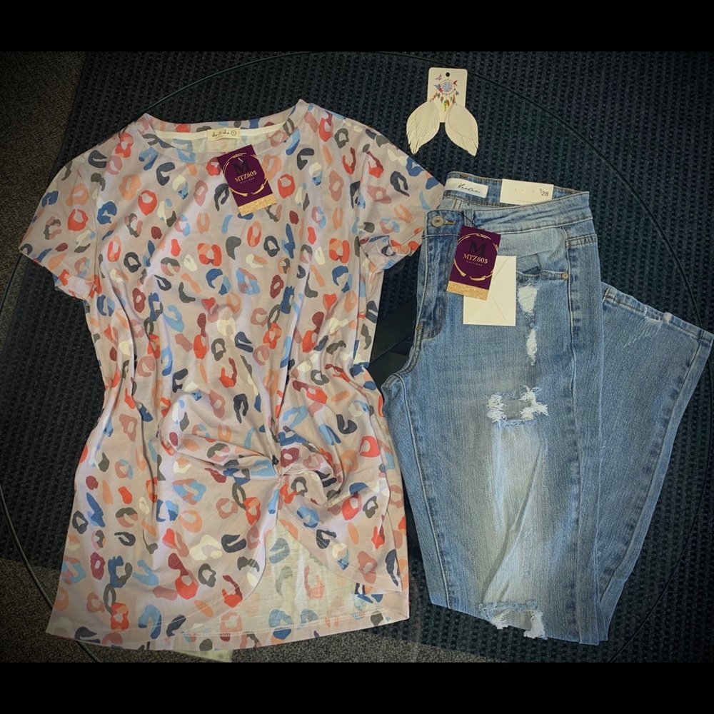 Cheetah twist top